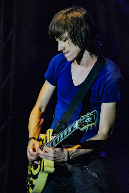 People photograph 30 of 50 by Matej Holek