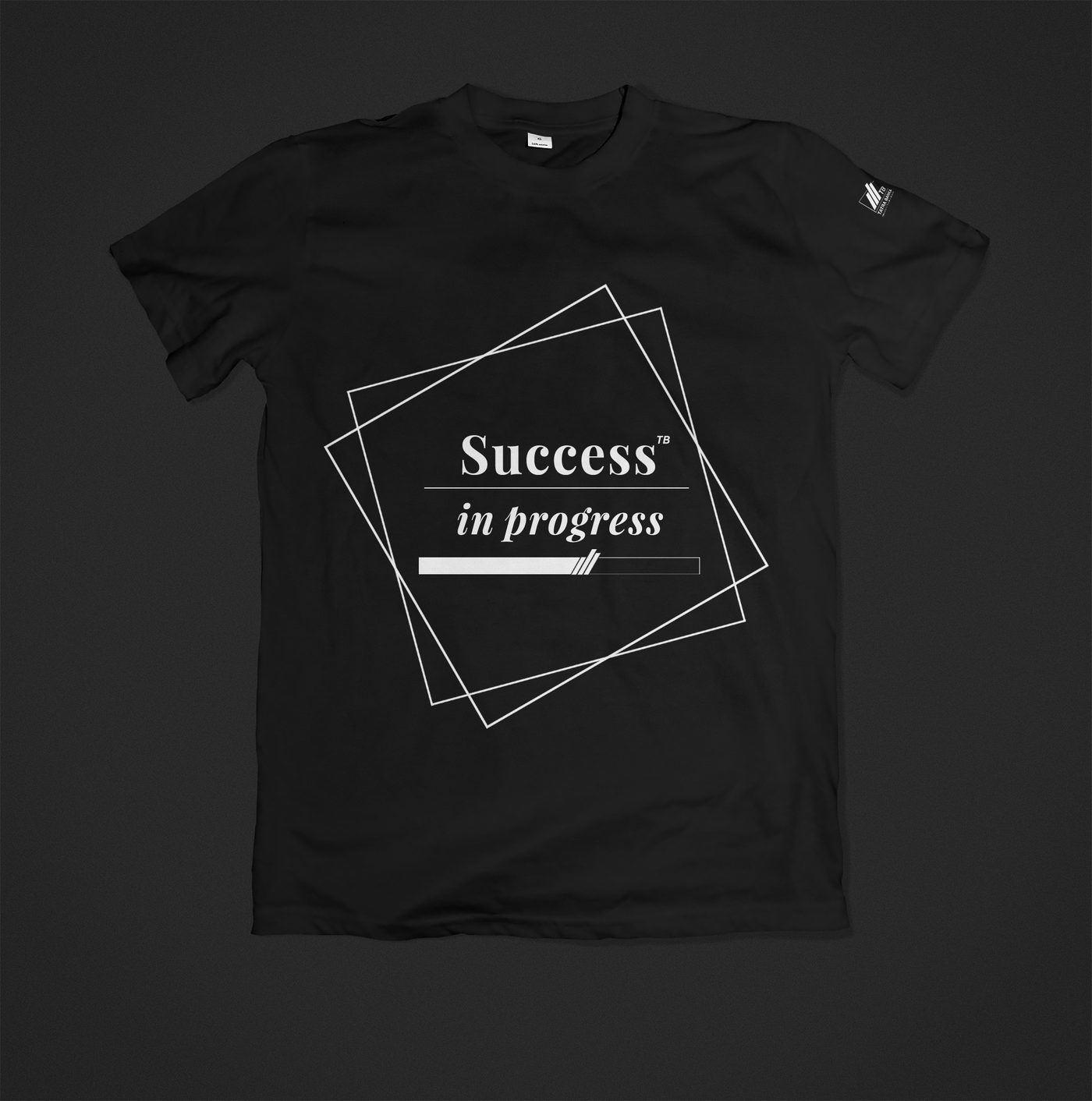 Black T-shirt with the words Success in progress, two turned squares and a progress bar